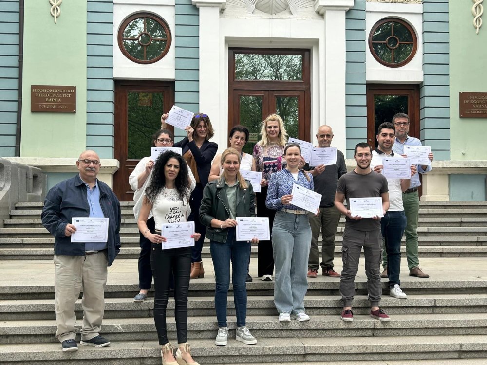 ИУ-Варна посрещна пет европейски университета и Европейската Асоциация на Еразъм Координаторите - партньори по проект DEELforHOST