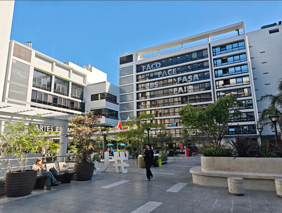 Assoc. Prof. Kaloyan Kolev, PhD, Visits UADE University in Buenos Aires as Part of the "Eras...