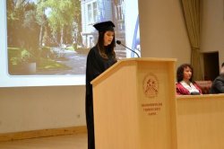 Тържествено се дипломираха абсолвентите от ИУ – Варна