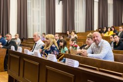 Отворена дискусия с гост-лектор Йордан Йовчев в ИУ – Варна, 23 май 2022 г.