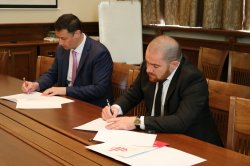 Меморандум за сътрудничество между ИУ – Варна и „Парушев – Консулт“ ЕООД