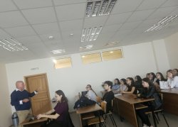 UE – Varna Hosts Lecture on European Leadership by Professor John O’Brennan 1