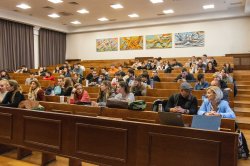 Сезон 5 на UEVA започна с вдъхновяваща среща с проф. д-р Евгени Станимиров: „Колко далеч си ... 2
