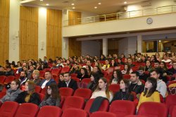 Награди за изявените и отличните студенти в ИУ – Варна