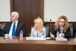 Кръгла маса „Интелигентен туризъм: предизвикателства пред научните изследвания и обучението на кадри“ в ИУ – Варна 

