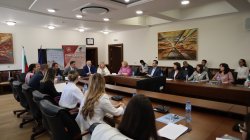 Призови места за ИУ – Варна в Националната студентска конференция „Икономически перспективи и предизвикателства пред Еврозоната и България“