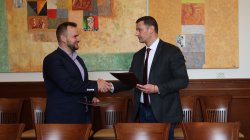 Договор за сътрудничество между Българската финтех асоциация и Икономически университет – Варна 
