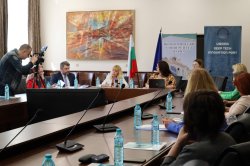 Четвърта поред научна конференция "Медиацията в различните обществени сфери" се проведе в Икономически университет – Варна