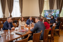 Икономически университет – Варна обедини науката, институциите и бизнеса в дискусия за право... 4