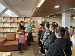 „Походът на книгите“ мина и през Икономически университет – Варна  6