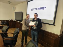 Второто издание на финансово предизвикателство "Ключът към парите" се проведе в ИУ – Варна 6