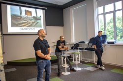 BULATSA представи професията "Ръководител на полети" пред студенти на Икономически университ... 3
