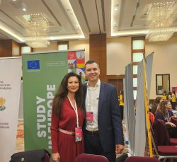 UE – Varna presented its academic programs at the international educational exhibition “Stud... 1