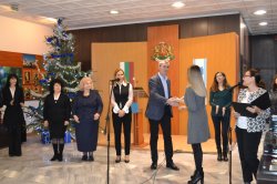 Студенти на ИУ – Варна удостоени с годишни поименни награди от Община Варна