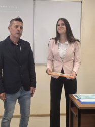 В Икономически университет – Варна се проведе XIII Студентска научна конференция "Търговия 2... 1
