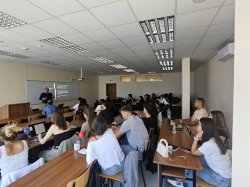 UE – Varna Hosts Lecture on European Leadership by Professor John O’Brennan 5