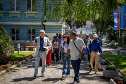Алумни от три континента посетиха своята Алма матер Икономически университет – Варна след 30... 2