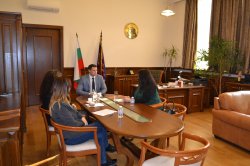 Първият университет в България с Център по медиация ще бъде ИУ – Варна