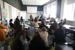 Студенти в Икономически университет – Варна получиха знания и препоръки от Банка ДСК по теми... 1