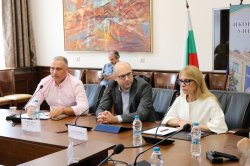 Министърът на иновациите и растежа проведе среща с представители на ИКТ Клъстер – Варна
