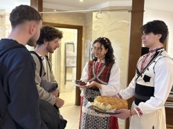 Отдел „Международно сътрудничество“ стартира смесена интензивна програма BIP „Sustainability... 5