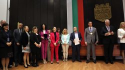 Две награди "Варна" за наука и висше образование получи Икономически университет – Варна, 22 май 2023 г.