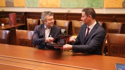 Договор за сътрудничество между Икономически университет – Варна и „СиСофт“ ООД