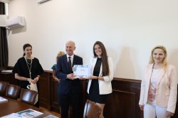 Церемония по връчване на награди - конкурс за есе "Медиацията в моите представи" 10