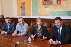 Студенти от Колежа по туризъм получиха грамоти и отличия за изключително представяне на благ... 2