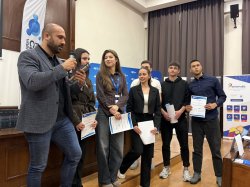 ТЕХНОСТАРТ Weekend: AI Edition – стартъп хакатон за ученици и студенти се проведе в Икономич... 18