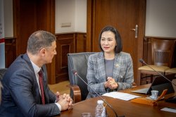 Посланикът на Социалистическа република Виетнам в България Н. Пр. Нгуен Тхи Мин Нгует посети... 6