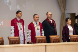 Тържествено дипломиране на абсолвентите от Випуск 2026 в Икономически университет – Варна, ф... 39