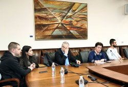 BYS Roadshow представи в Икономически университета – Варна възможностите на конкурса „Най-до... 2