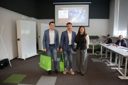 Преглед на студентска научна дейност - секция "Обща икономическа теория" се проведе в ИУ – В... 1